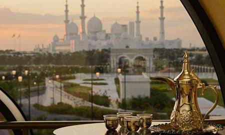 Ritz-Carlton Abu Dhabi, Grand Canal